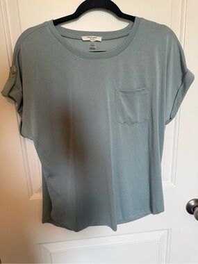 Cable & Gauge Sage Blue-Green Roll Sleeve Pocket Tee